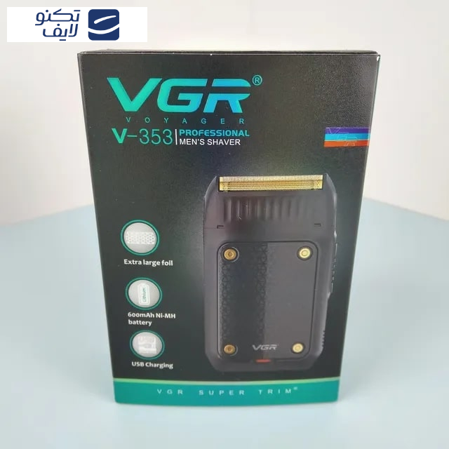 ماشین اصلاح موی صورت وی جی ار مدل V-353، اصلاح به صورت صفر زن، منبع انرژی باتری، تکنولوژی اصلاح به صورت فویلی، به همراه برس تمیزکننده، کابل شارژ و درپوش محافظ ماشین اصلاح موی صورت وی جی ار مدل V-353، اصلاح به صورت صفر زن، منبع انرژی باتری، تکنولوژی اصلاح به صورت فویلی، به همراه برس تمیزکننده، کابل شارژ و درپوش محافظ