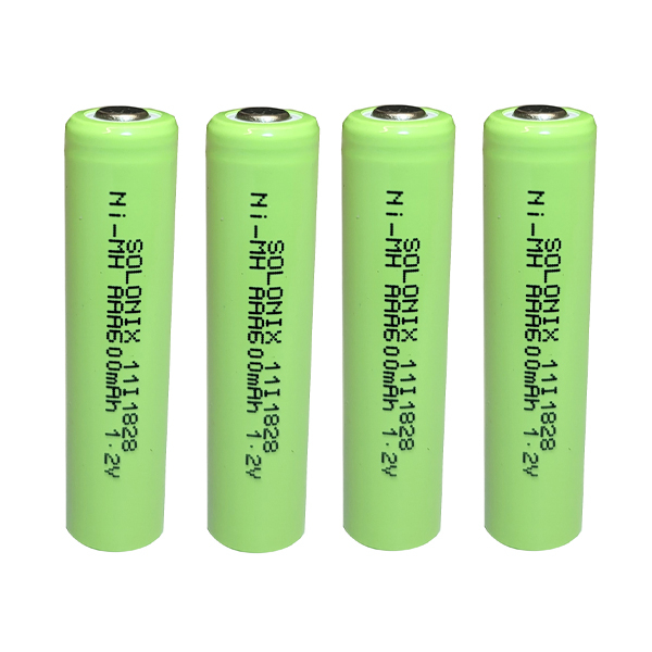 باتری نیم قلمی قابل شارژ سولونیکس مدل Ni-MH 600mAh FLAT مجموعه 4 عددی باتری نیم قلمی قابل شارژ سولونیکس مدل Ni-MH 600mAh FLAT مجموعه 4 عددی