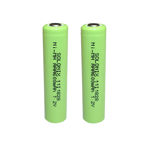 باتری نیم قلمی قابل شارژ سولونیکس مدل Ni-MH 600mAh FLAT مجموعه 2 عددی باتری نیم قلمی قابل شارژ سولونیکس مدل Ni-MH 600mAh FLAT مجموعه 2 عددی