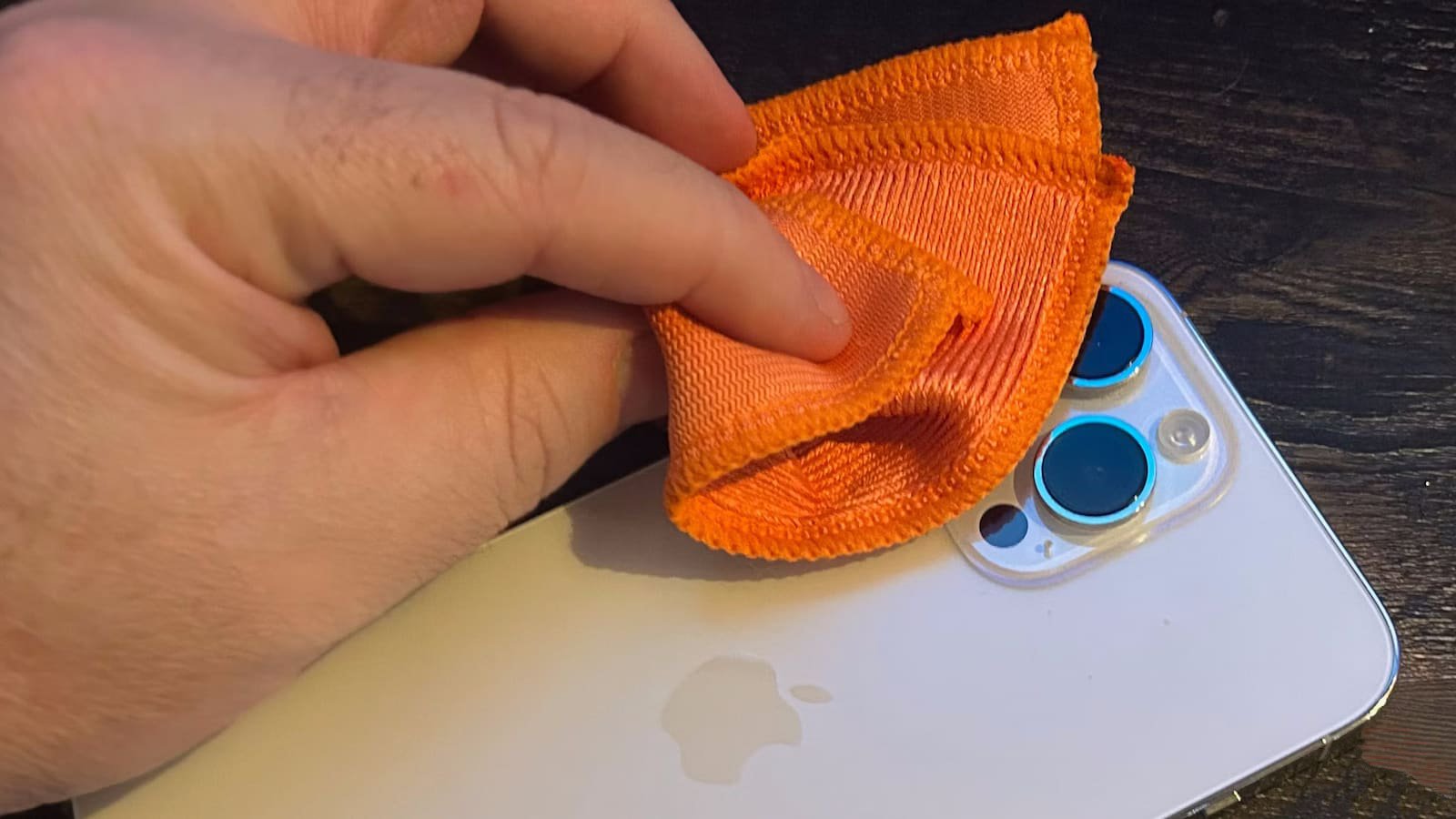 چرا دوربین ایفون بی کیفیت شده؟ - روش های بالا بردن کیفیت عکس در آیفون