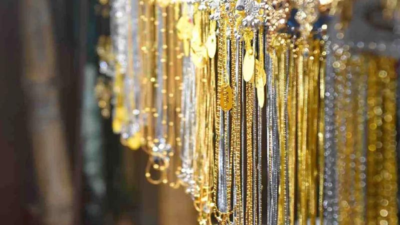 چرا در ساخت جواهرات از طلای خالص استفاده نمیکنند؟